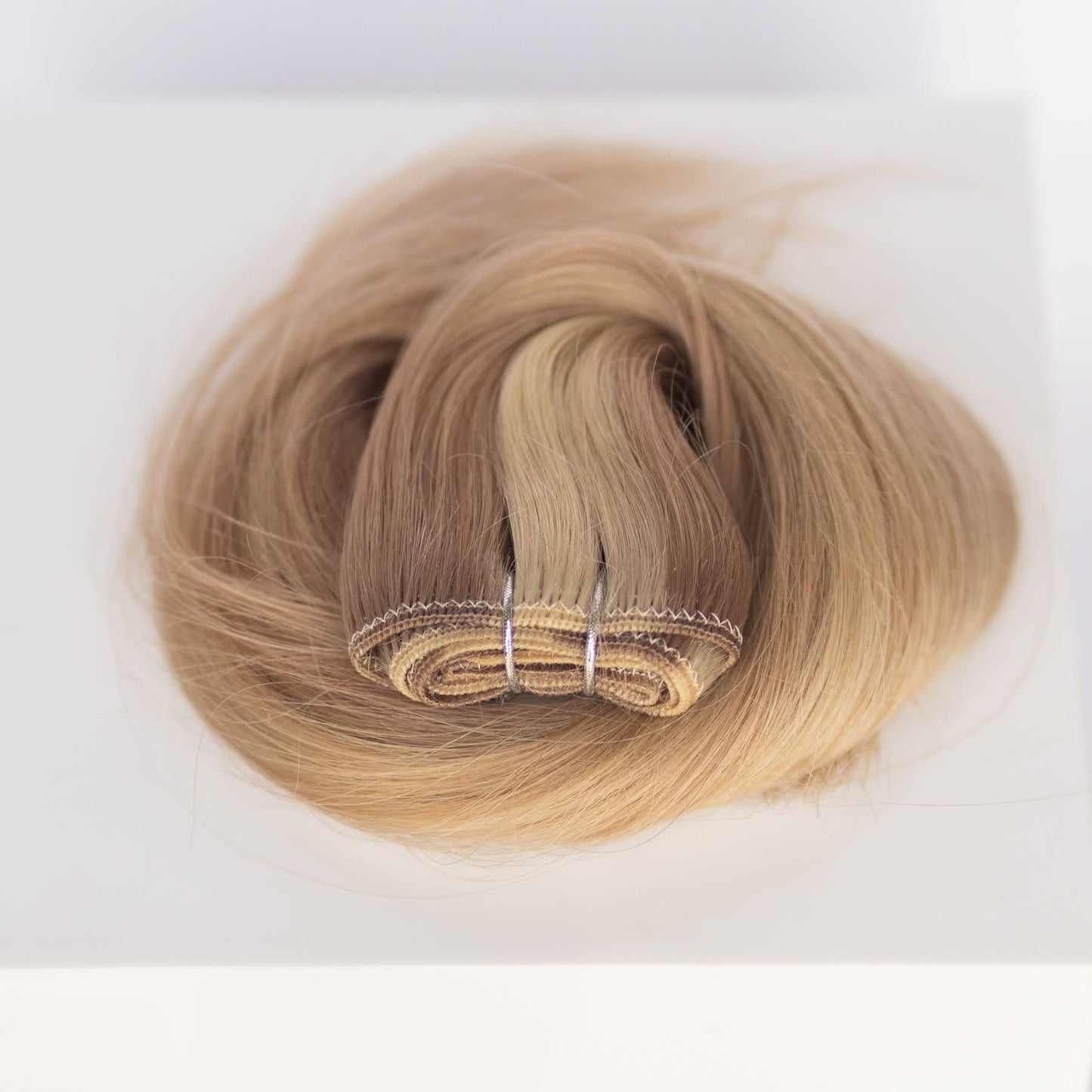 Machine-Tied Weft 28" 180g Professional Hair Extensions - #10/16/60 J’Adore Blonde Highlight (aka Sweet Blonde)