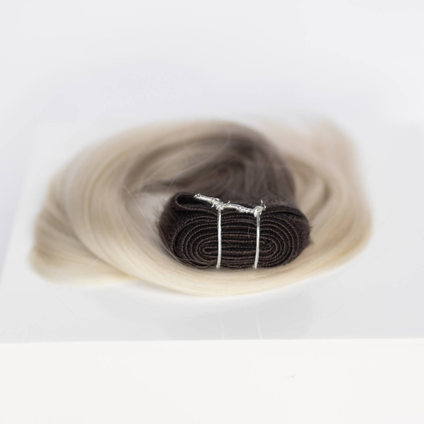 Machine-Tied Weft 20" 145g Single Donor Virgin - #T1CC/80 Smokey Blonde (aka Cool Mochachino Brown/White Blonde)