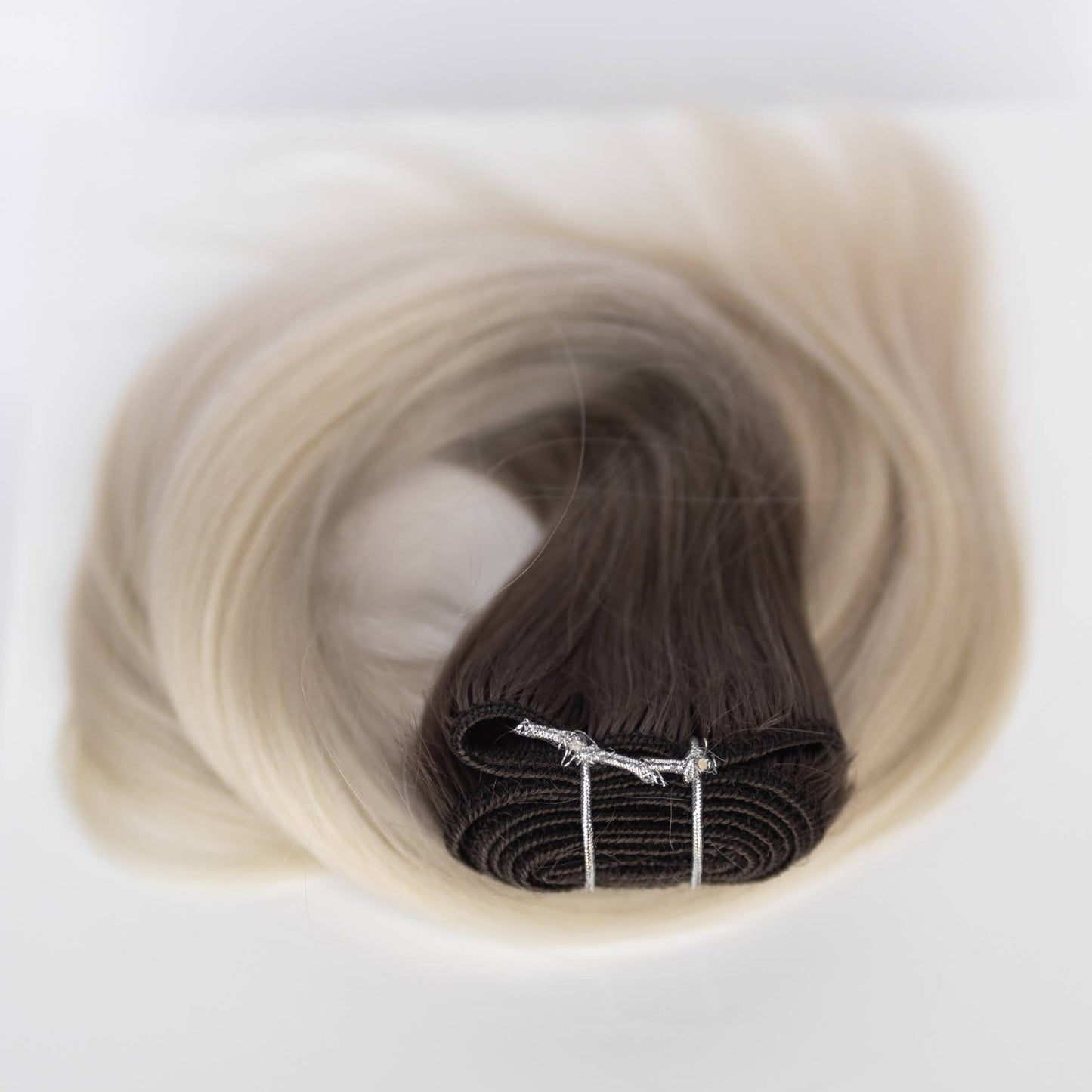 Machine-Tied Weft 22" 160g Single Donor Virgin - #T1CC/80 Smokey Blonde (aka Cool Mochachino Brown/White Blonde)