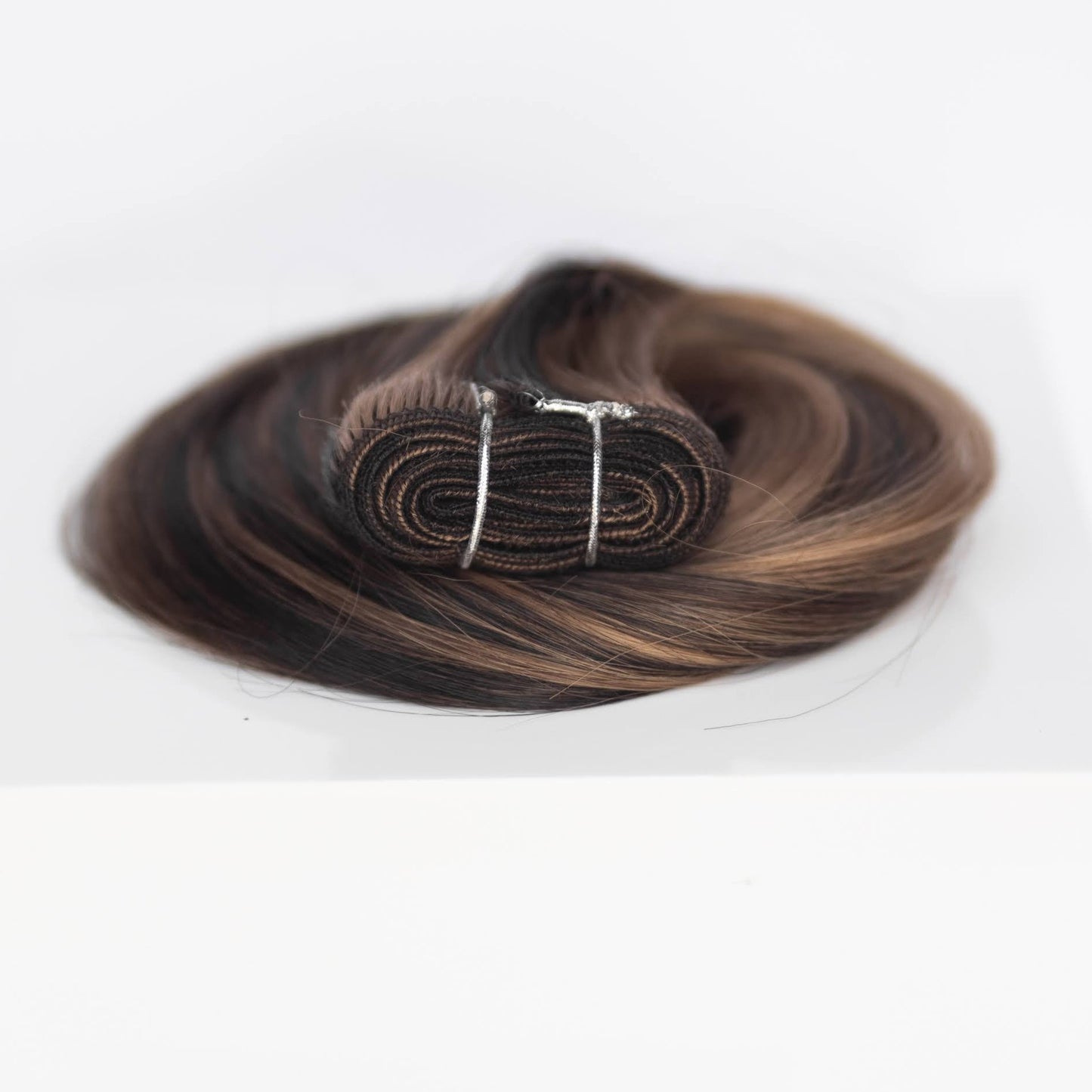 Machine-Tied Weft 24" 170g Professional Hair Extensions - #1B/2/6 Dark Chocolate Caramel (aka Piano Key Chocolate Drip)