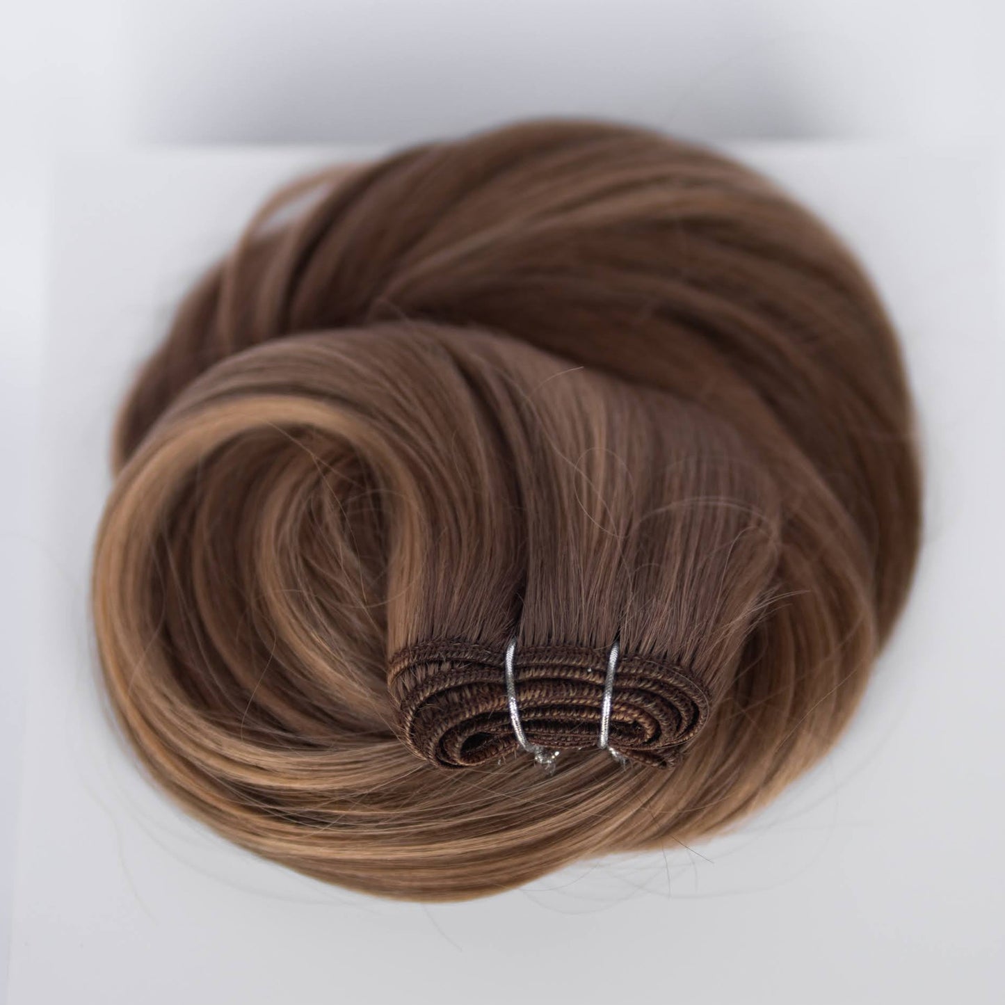 Machine-Tied Weft 28" 180g Professional Hair Extensions - #4/27 Chocolate Brulé (aka Highlight Chocolate Brown)