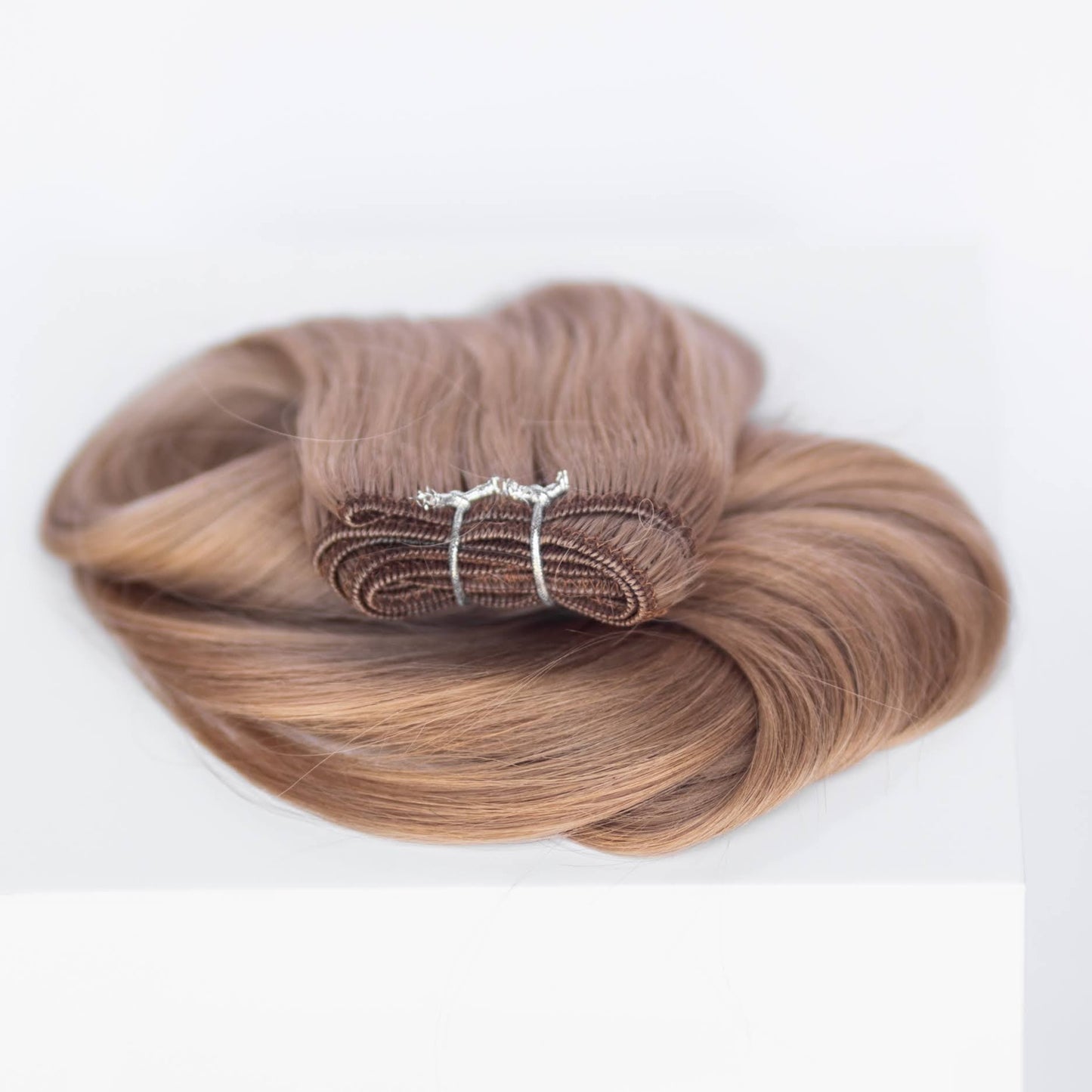 Machine-Tied Weft 28" 180g Single Donor Virgin - #18 Dirty Blonde