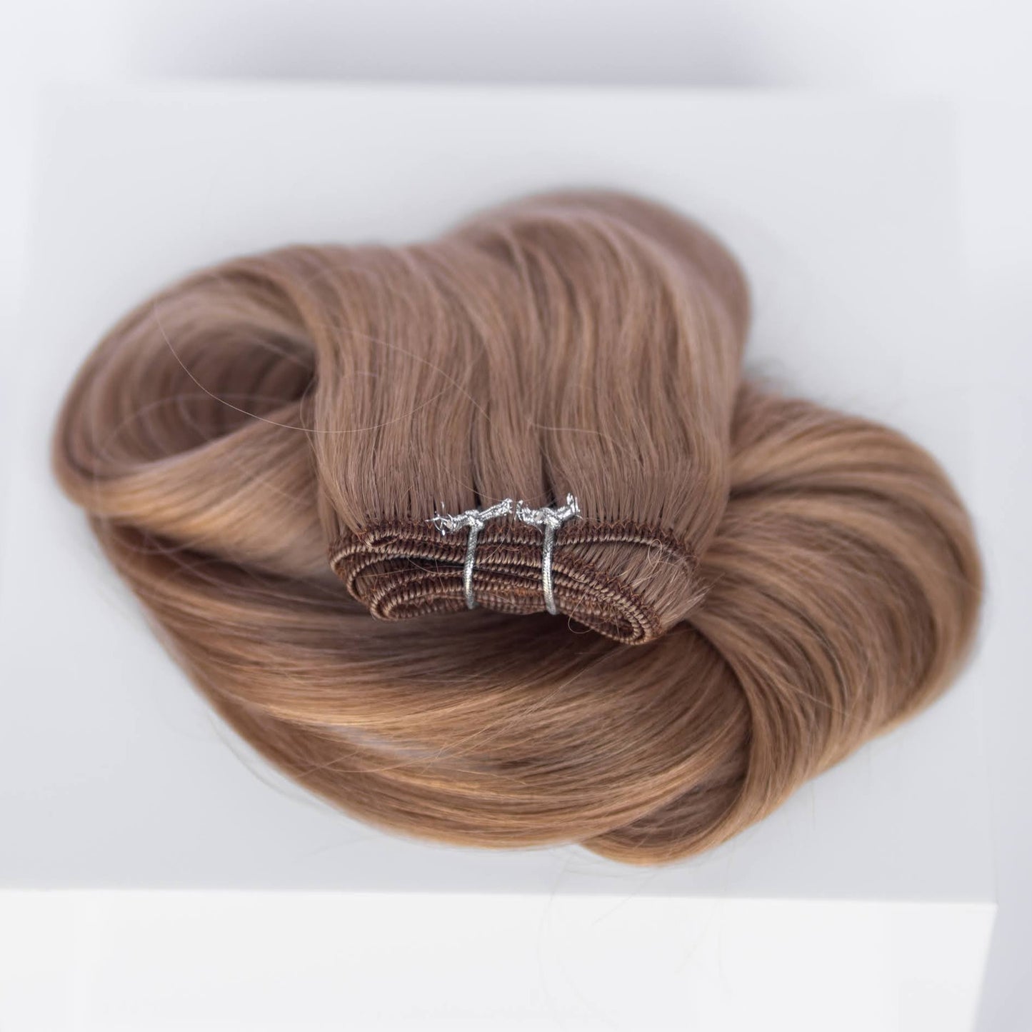 Machine-Tied Weft 28" 180g Professional Hair Extensions - #18 Dirty Blonde