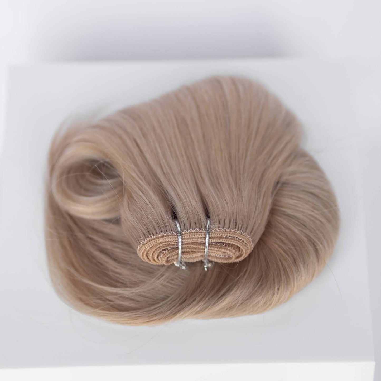 Machine-Tied Weft 22" 160g Professional Hair Extensions - #19 French Blonde (aka Desert Blonde)