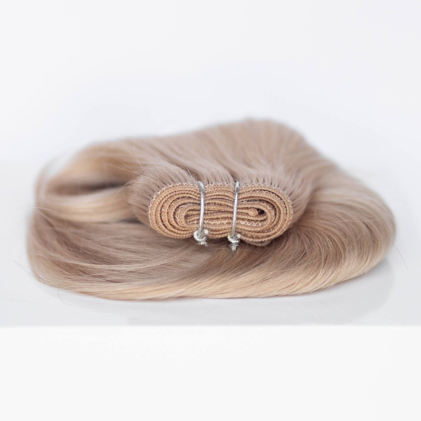 Machine-Tied Weft 20" 145g Single Donor Virgin - #19 French Blonde (aka Desert Blonde)