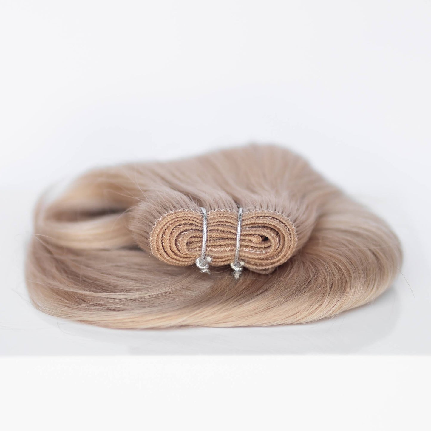 Machine-Tied Weft 28" 180g Professional Hair Extensions - #19 French Blonde (aka Desert Blonde)