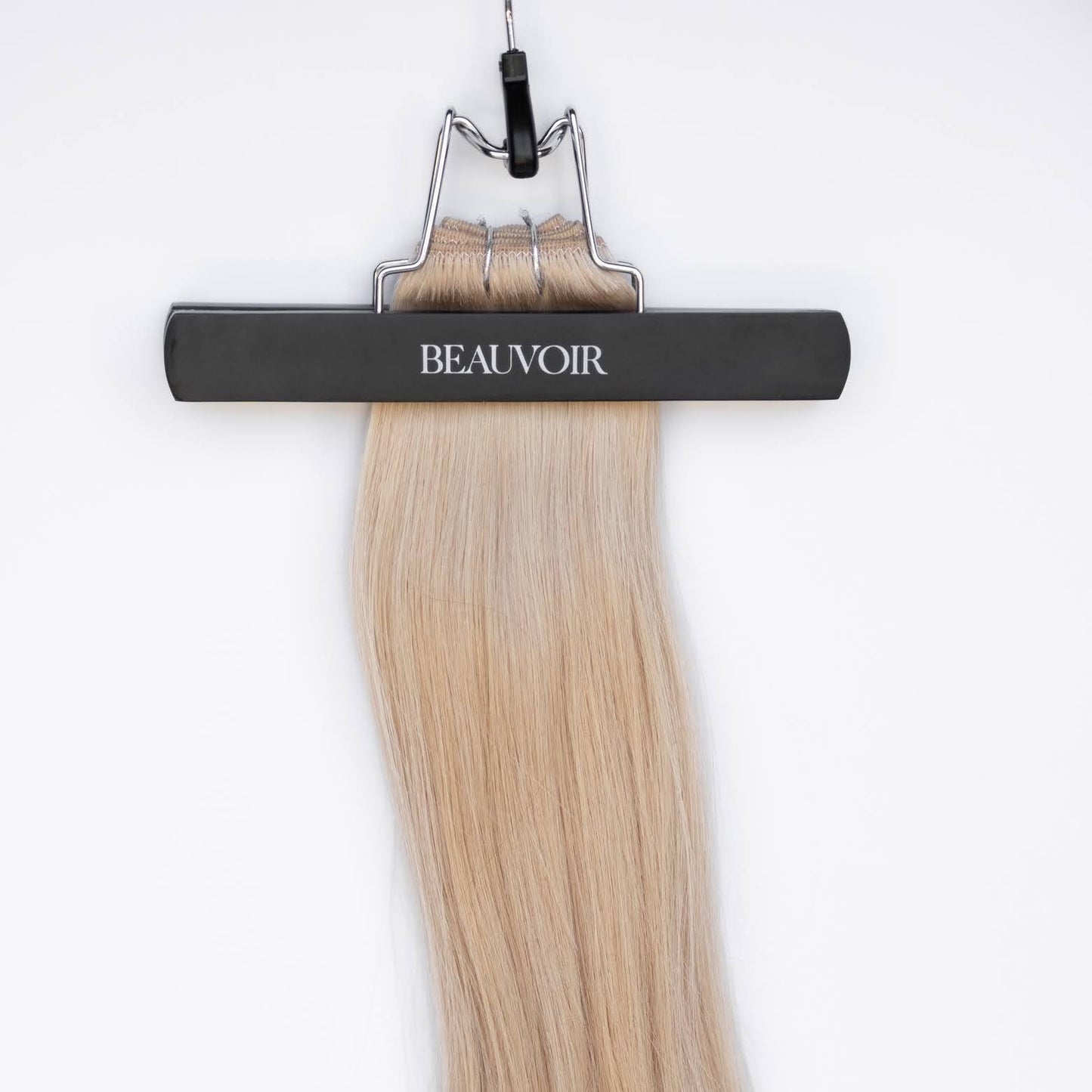 Machine-Tied Weft 24" 170g Single Donor Virgin - #19 French Blonde (aka Desert Blonde)