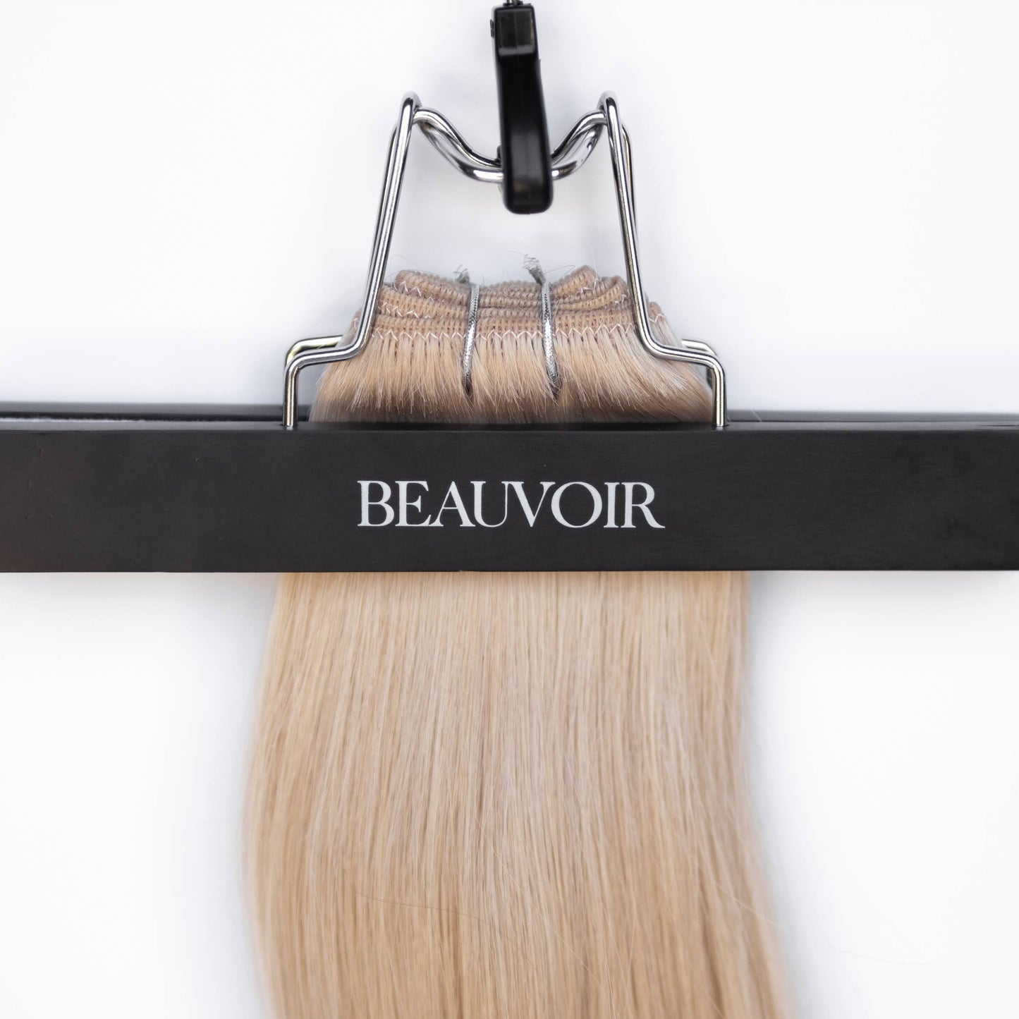 Machine-Tied Weft 28" 180g Professional Hair Extensions - #19 French Blonde (aka Desert Blonde)