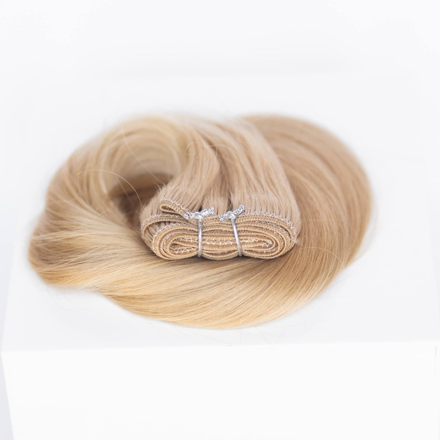 Machine-Tied Weft 18" 130g Single Donor Virgin - #17 Chardonay Blonde (aka Dirty Ash Blonde)