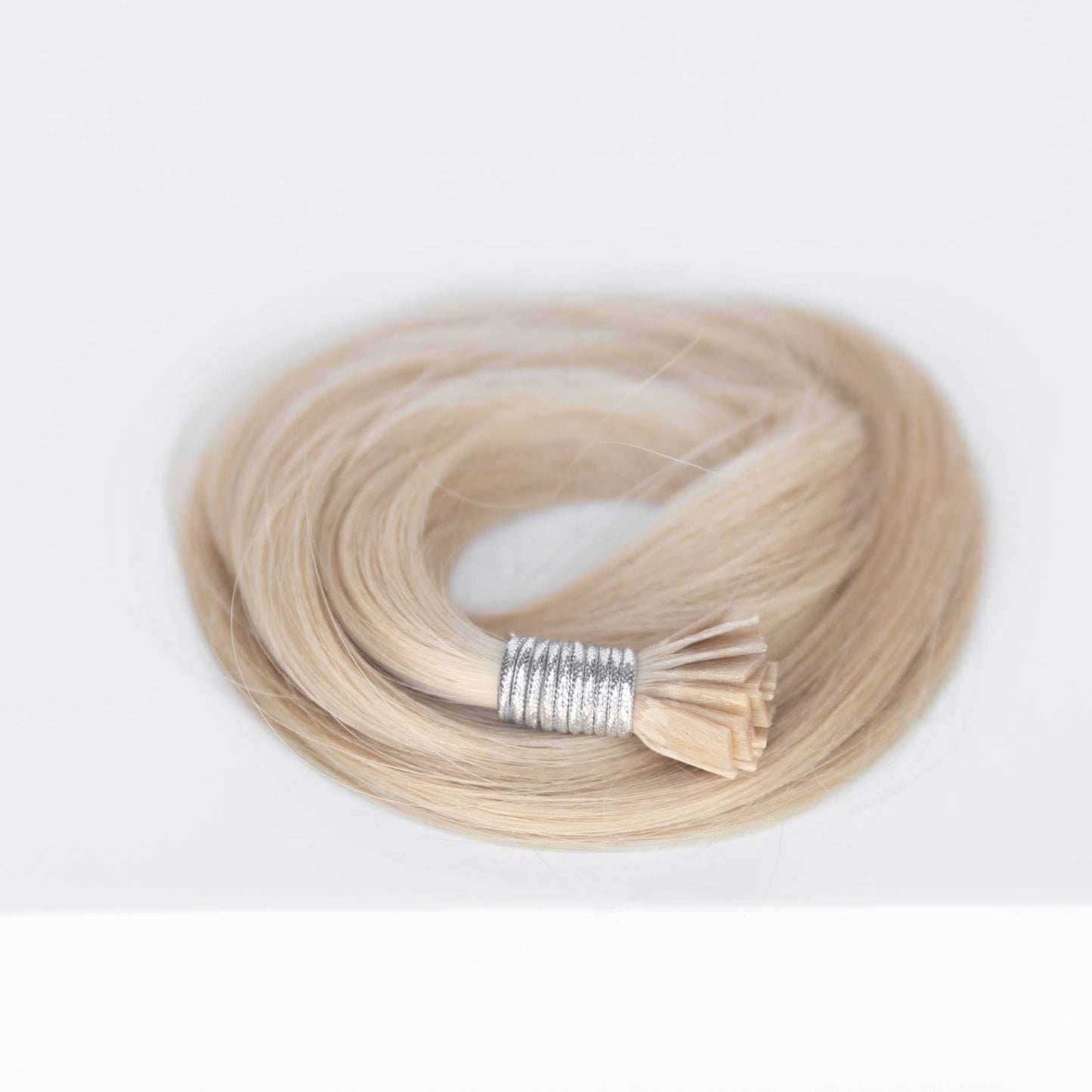 K-Tip 18" 25g Professional Hair Extensions - #17 Chardonay Blonde (aka Dirty Ash Blonde)