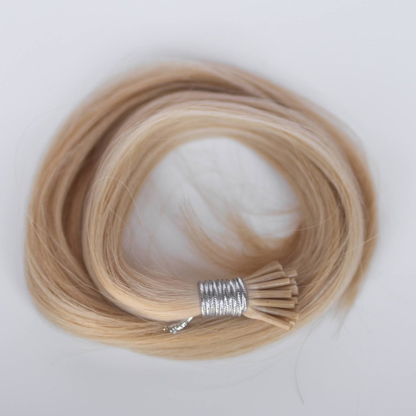 I-Tip 18" 25g Professional Hair Extensions - #17 Chardonay Blonde (aka Dirty Ash Blonde)