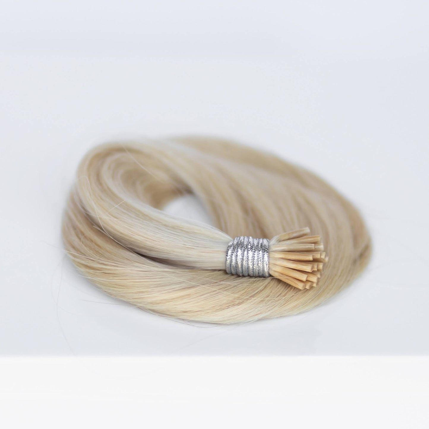 I-Tip 18" 25g Professional Hair Extensions - #22 Southern Belle Blonde (aka Light Ash Blonde)