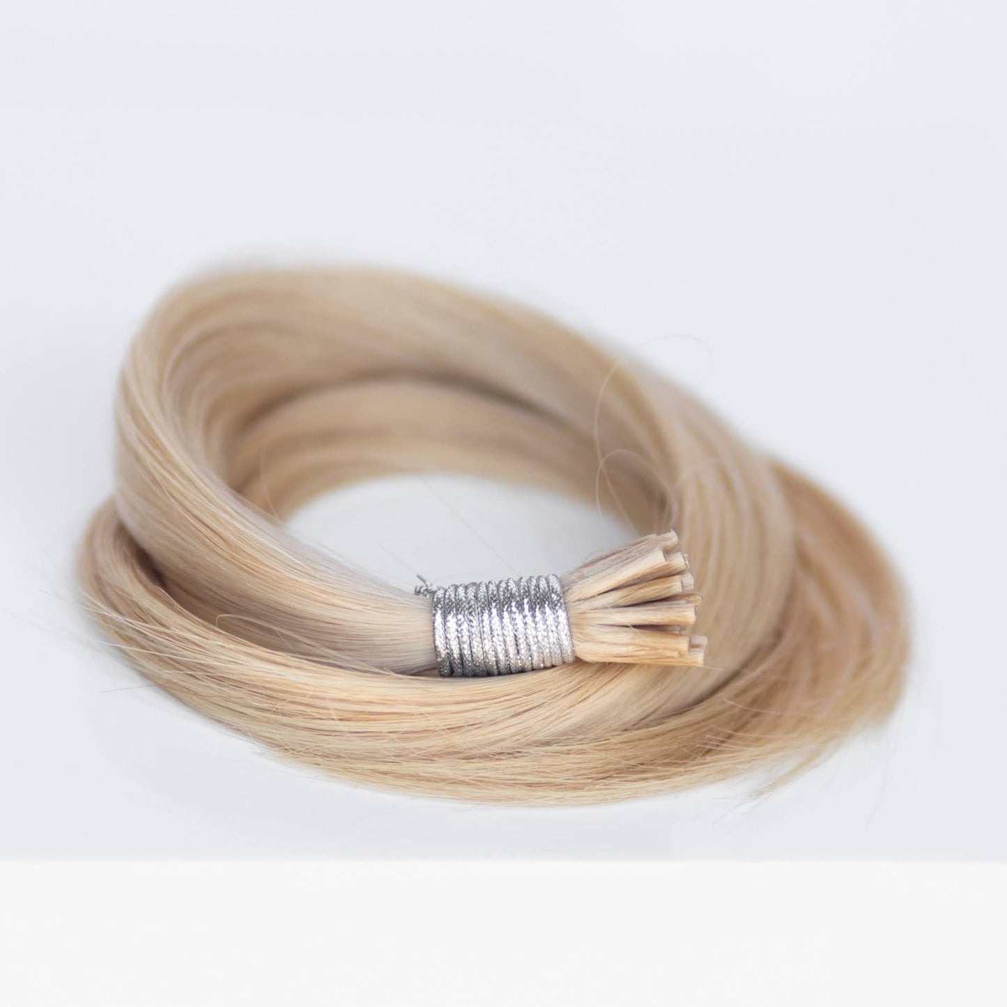 I-Tip 16" 25g Single Donor Virgin - #16 Paris Blonde (aka Vanilla Blonde)