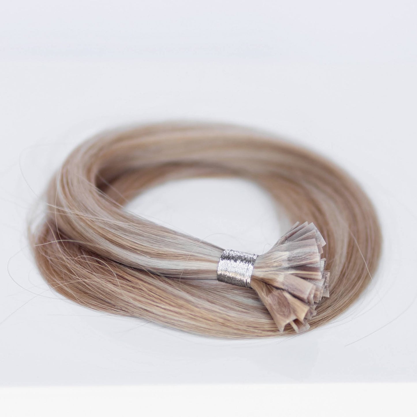 K-Tip 22" 25g Professional Hair Extensions -  #80/18/46 Summer Blonde (aka Piano Key White Truffle)