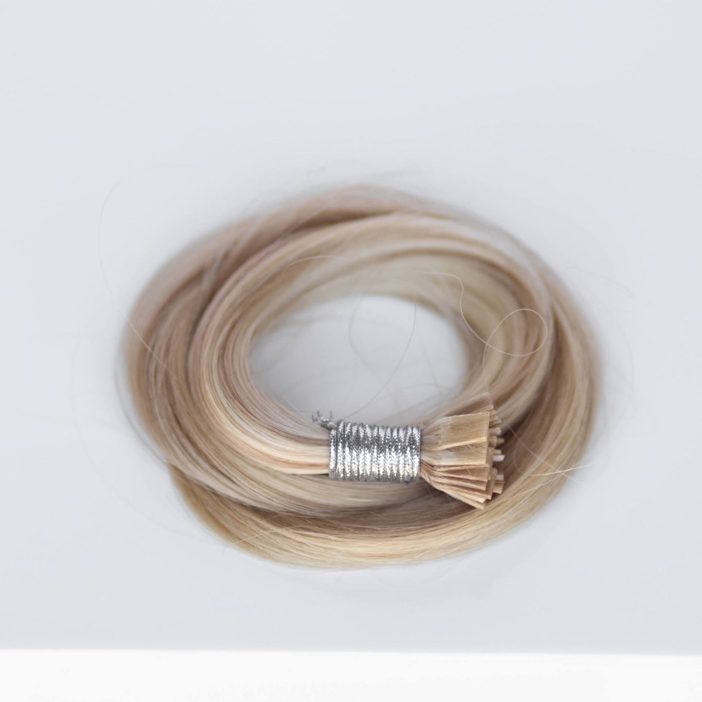 K-Tip 22" 25g Professional Hair Extensions -  #10/16/60 J’Adore Blonde Highlight (aka Sweet Blonde)