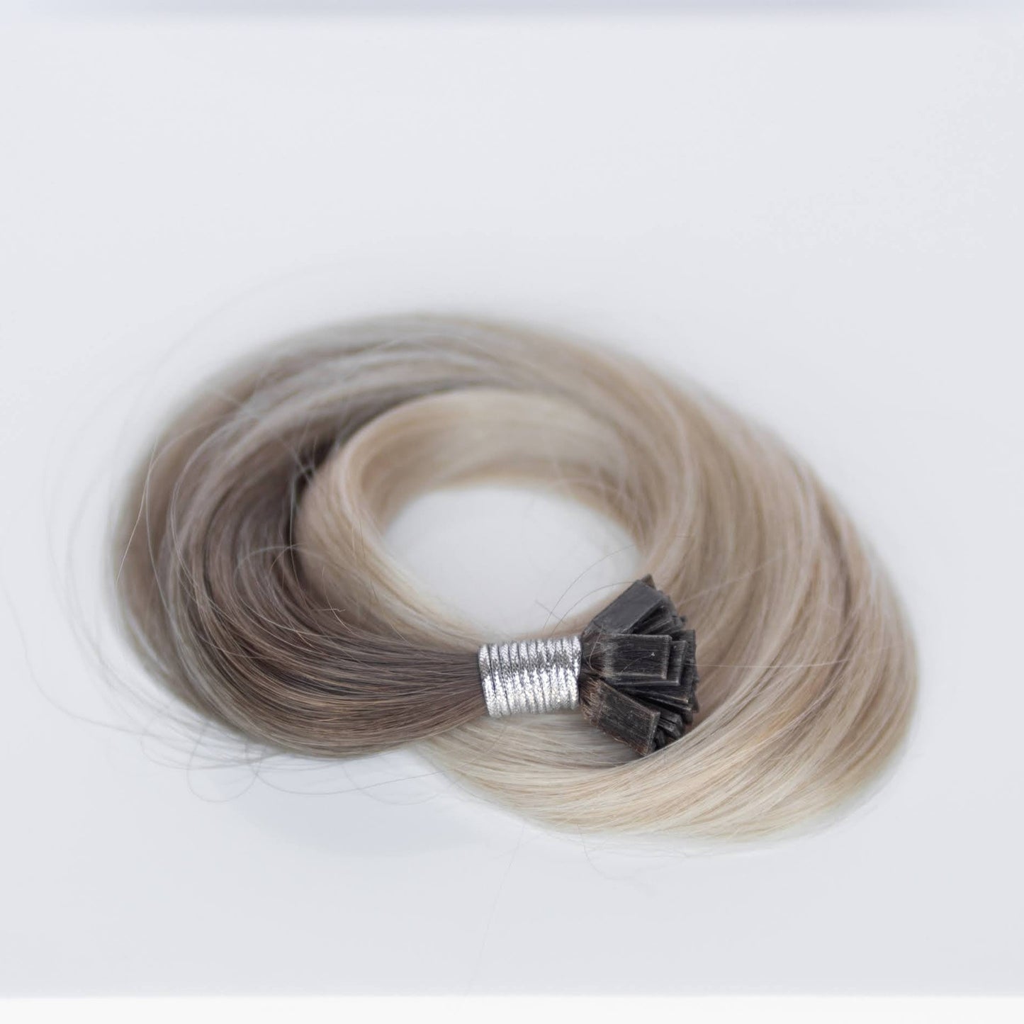 K-Tip 20" 25g Single Donor Virgin - #T1CC/80 Smokey Blonde (aka Cool Mochachino Brown/White Blonde)