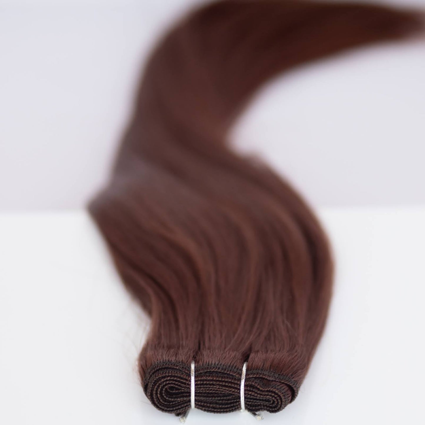 Machine-Tied Weft 16" 120g Single Donor Virgin - #550 Rouge (aka Cinnamon Mocha)