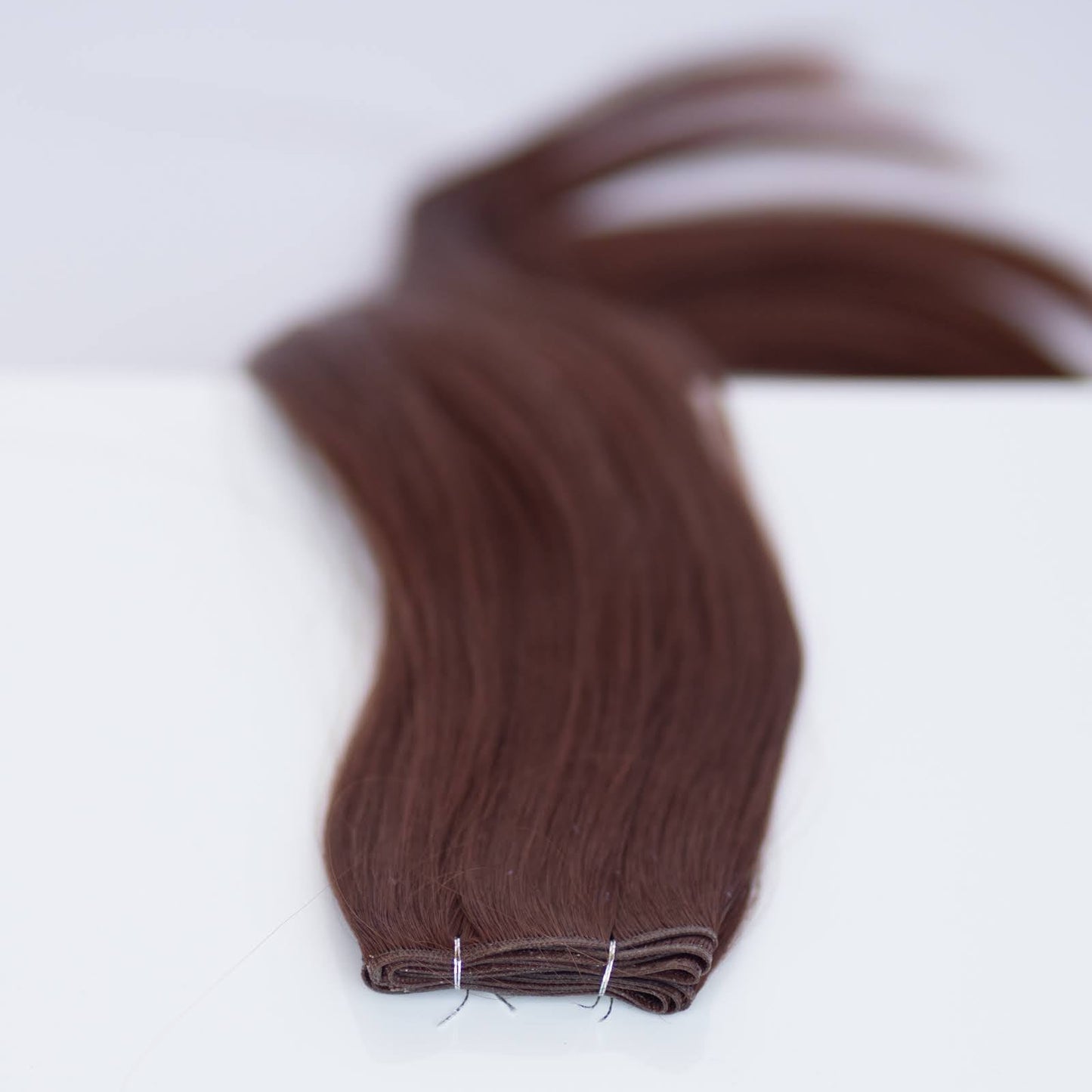 Genius (Micro) Weft 22" 88g Single Donor Virgin - #550 Rouge (aka Cinnamon Mocha)