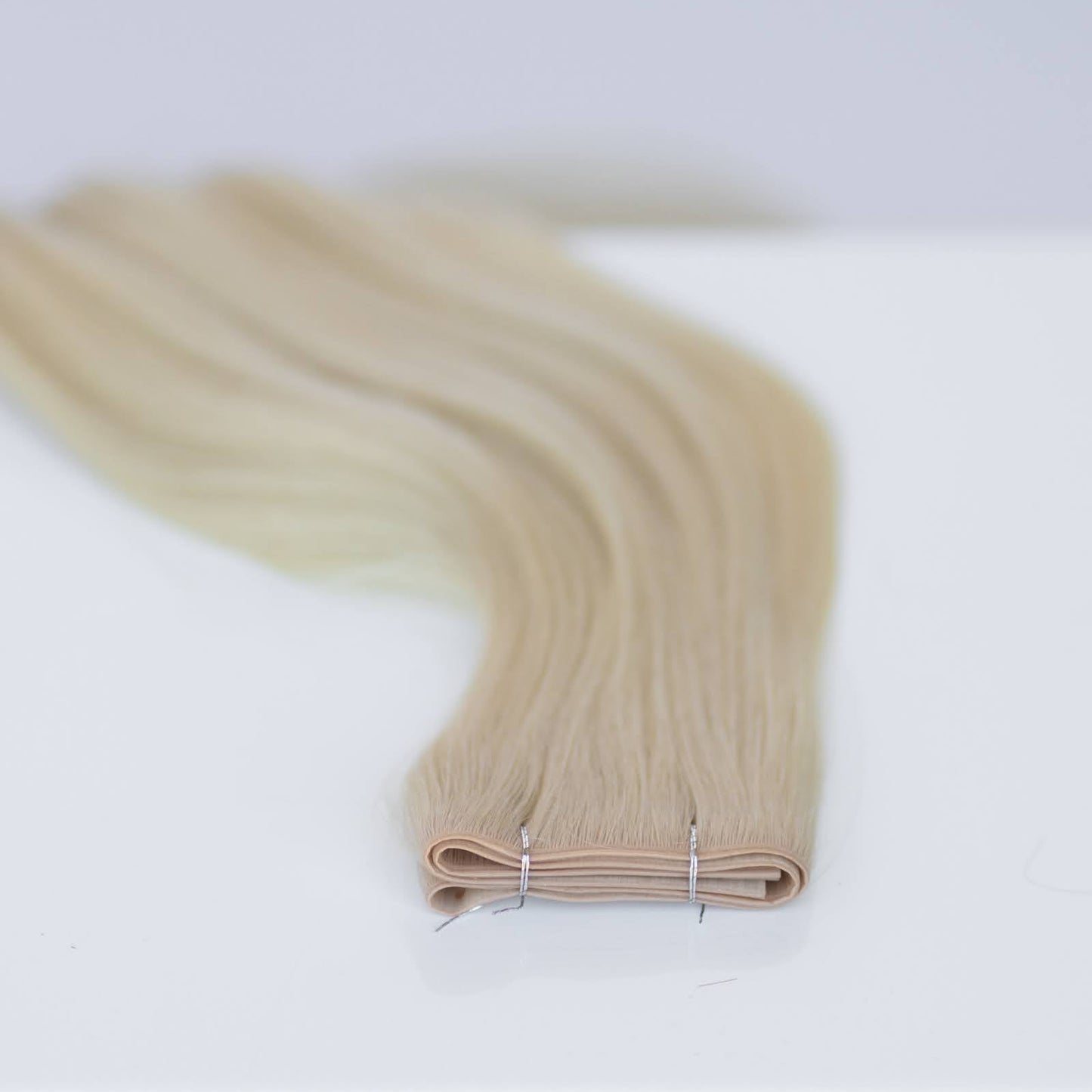 Butterfly Weft 16" 50g Pro Blend - #80 Hollywood Blonde